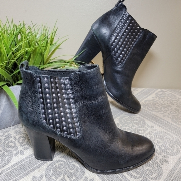 Antonio Melani Eadie Black Studded Leather Ankle Boots booties Size 10 - Picture 16 of 16